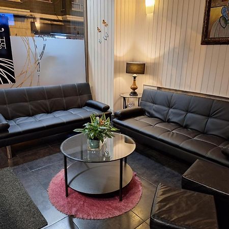 Hostal Pachin Mieres  Exterior foto